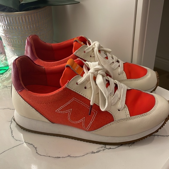 Birdies Shoes - 🧡Birdies Roadrunner Sneakers size 6.5